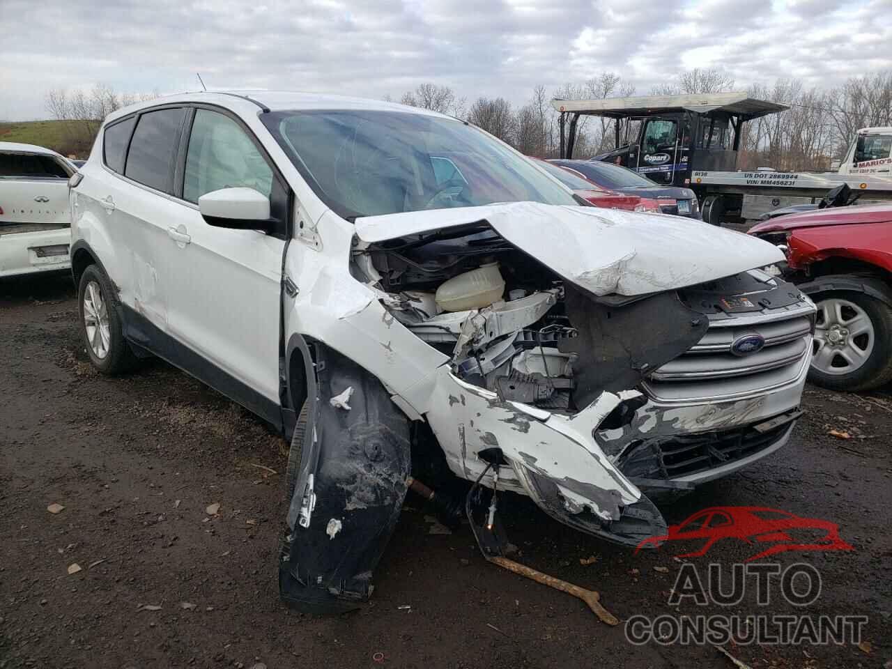 FORD ESCAPE 2017 - 1FMCU9GD6HUC98312