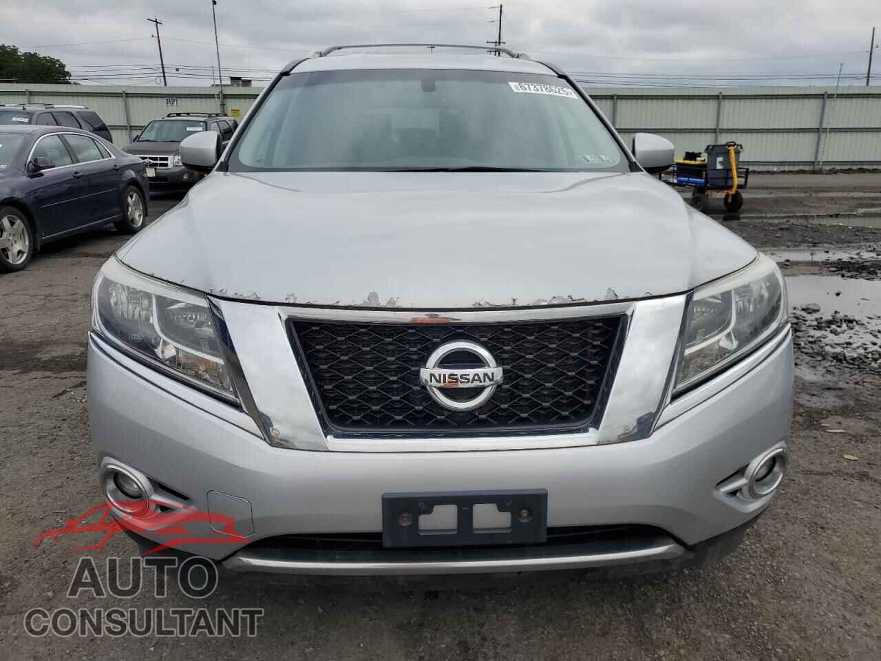 NISSAN PATHFINDER 2013 - 5N1AR2MM7DC631976