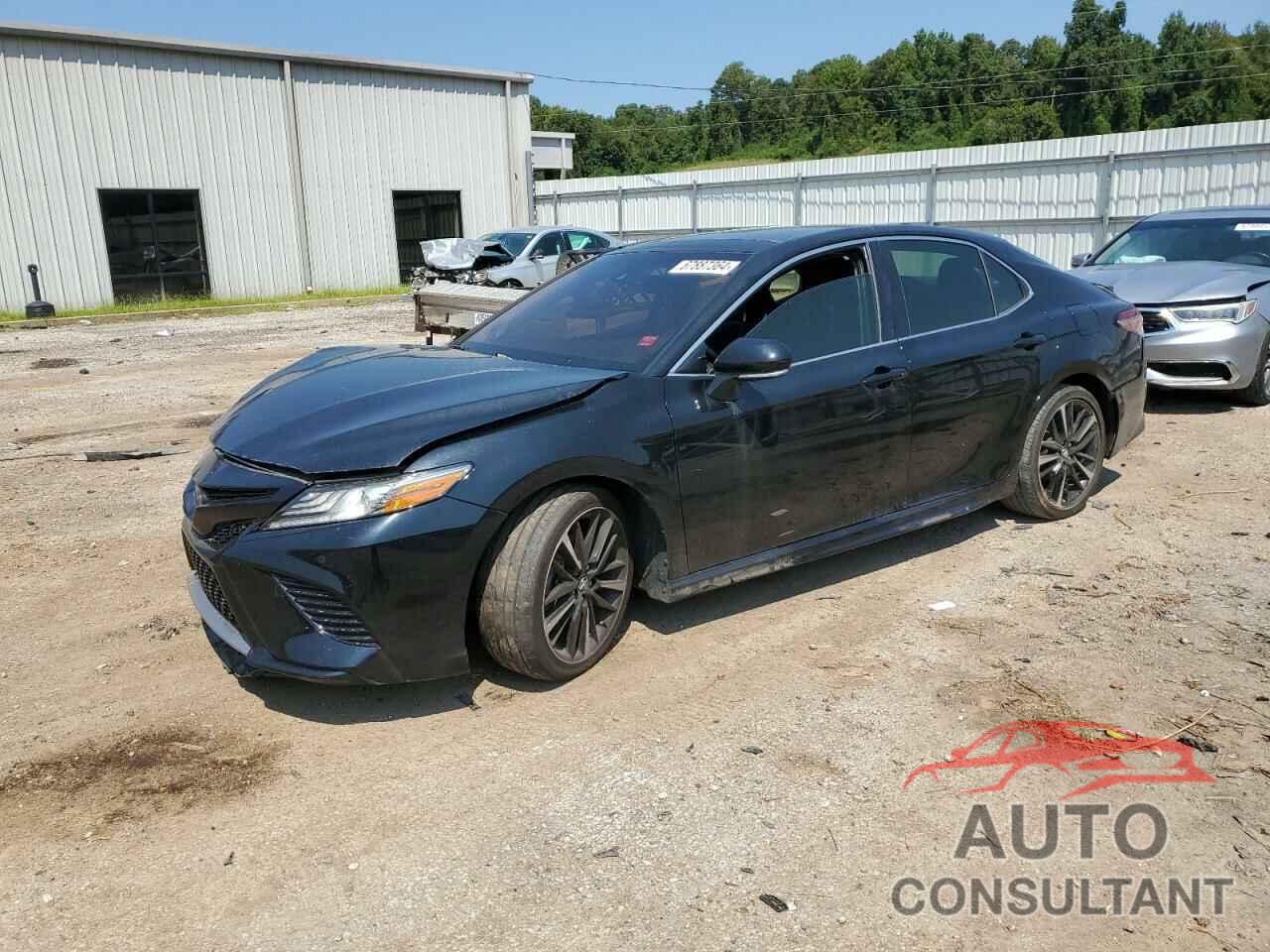 TOYOTA CAMRY 2018 - 4T1B61HKXJU102060