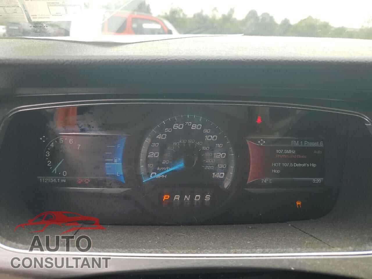 FORD TAURUS 2015 - 1FAHP2E83FG147945