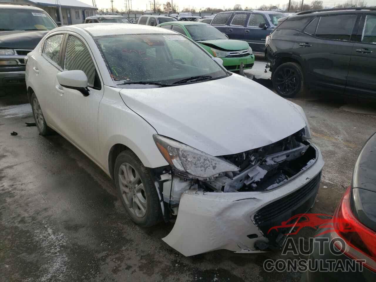 TOYOTA YARIS 2018 - 3MYDLBYV3JY330096