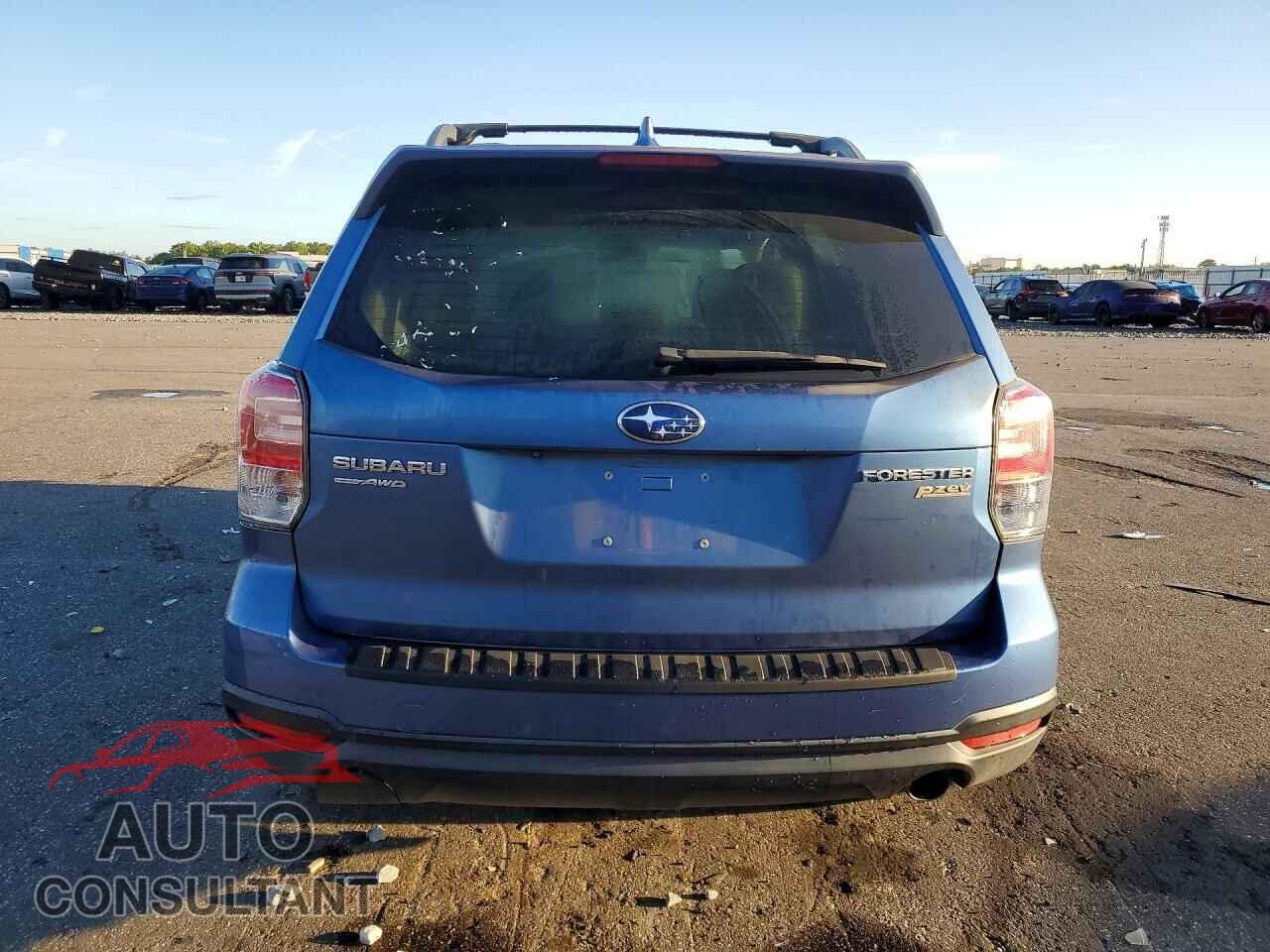 SUBARU FORESTER 2017 - JF2SJALC1HH498497