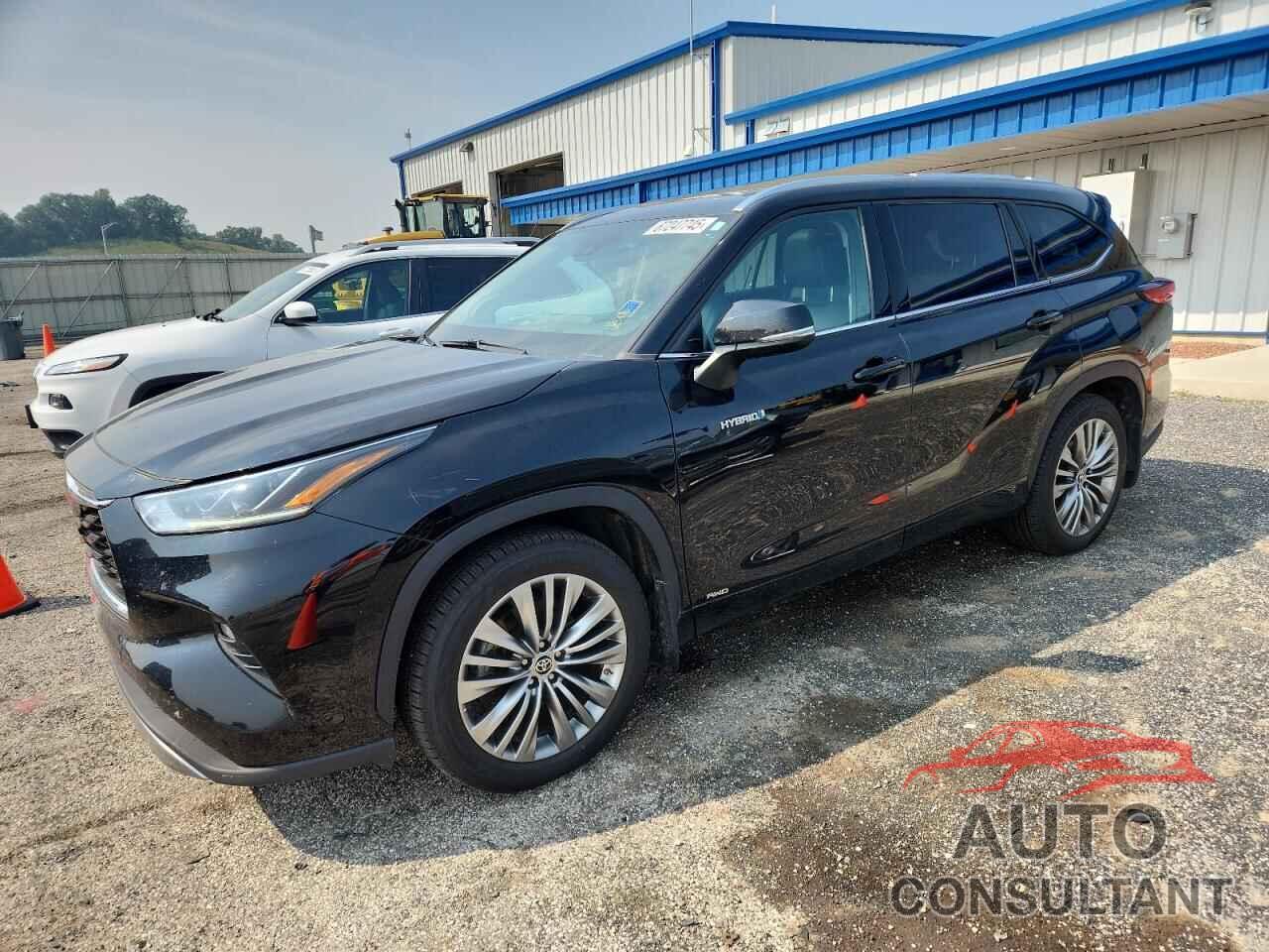 TOYOTA HIGHLANDER 2021 - 5TDEBRCH4MS026058