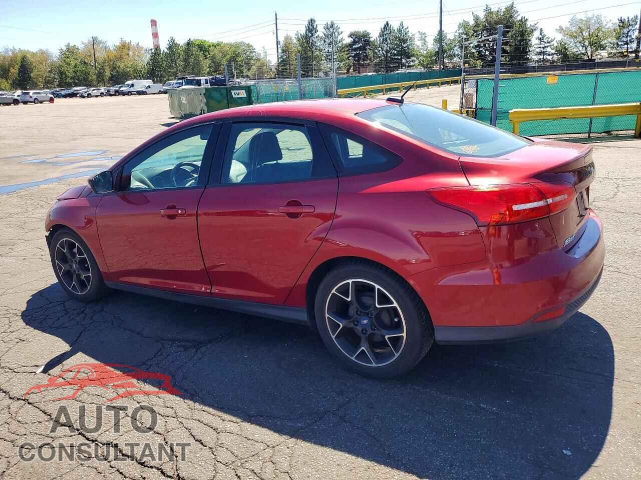 FORD FOCUS 2015 - 1FADP3F23FL300135