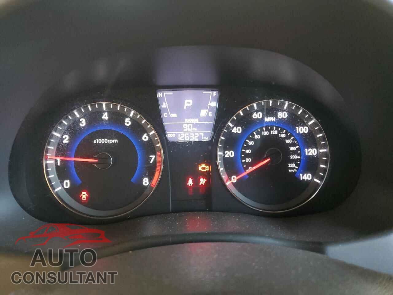 HYUNDAI ACCENT 2012 - KMHCU4AE5CU247364