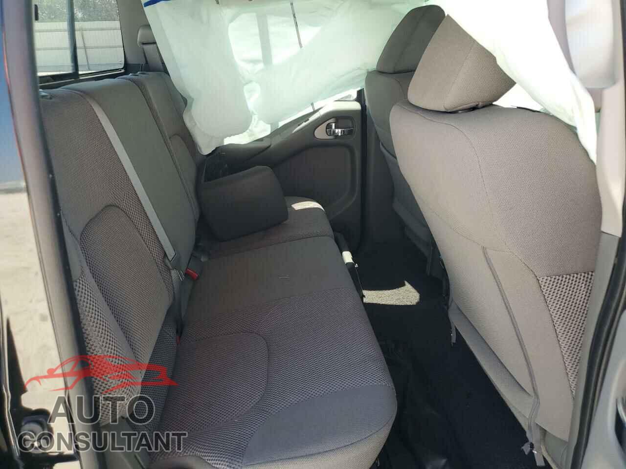 NISSAN FRONTIER 2019 - 1N6AD0ER2KN746436