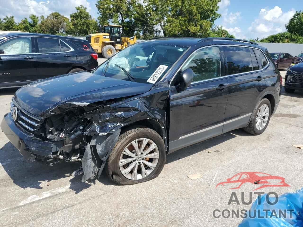VOLKSWAGEN TIGUAN 2018 - 3VV2B7AX9JM061046