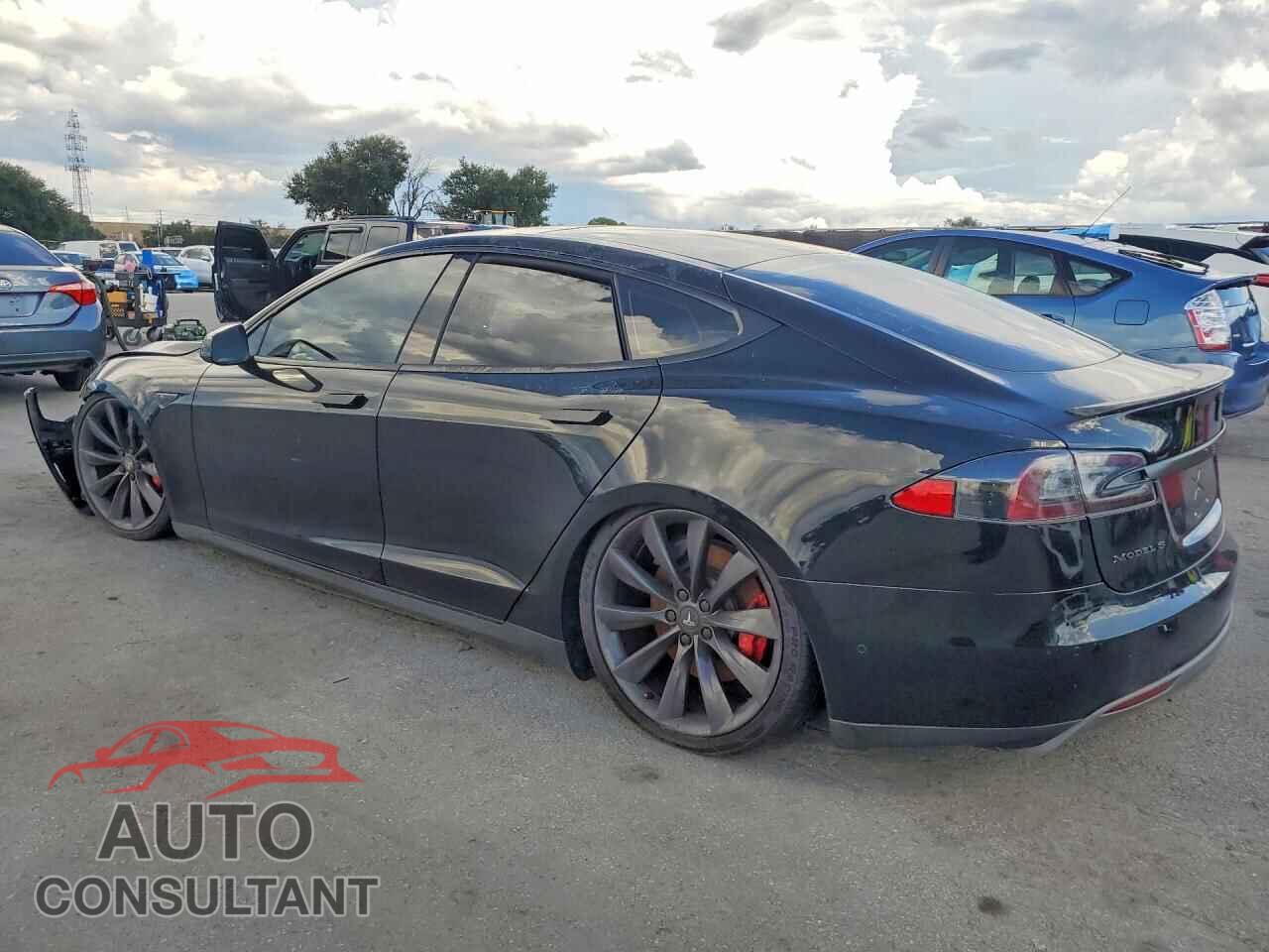 TESLA MODEL S 2014 - 5YJSA1H29EFP67789