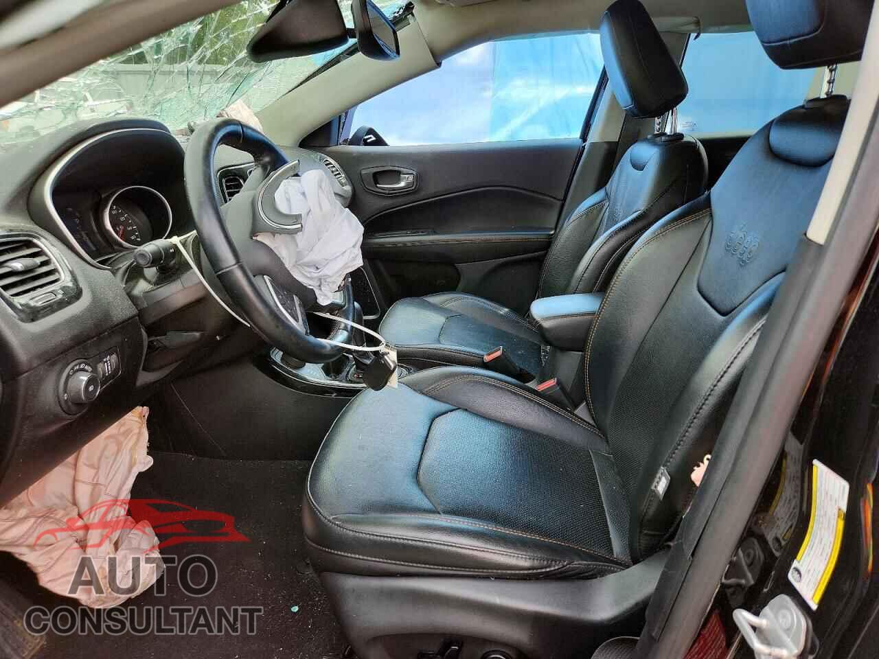 JEEP COMPASS 2020 - 3C4NJDCB1LT235568
