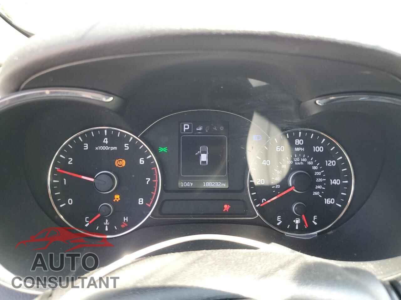 KIA FORTE 2017 - 3KPFL4A81HE005868