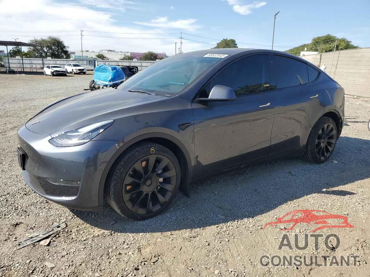 TESLA MODEL Y 2021 - 5YJYGDEE5MF213382