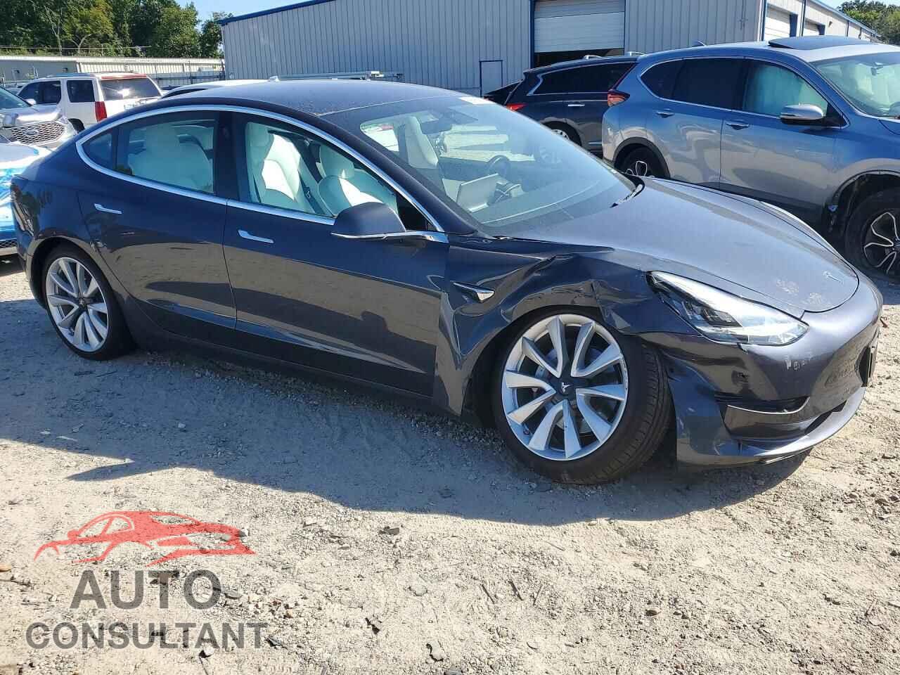TESLA MODEL 3 2018 - 5YJ3E1EB1JF097212
