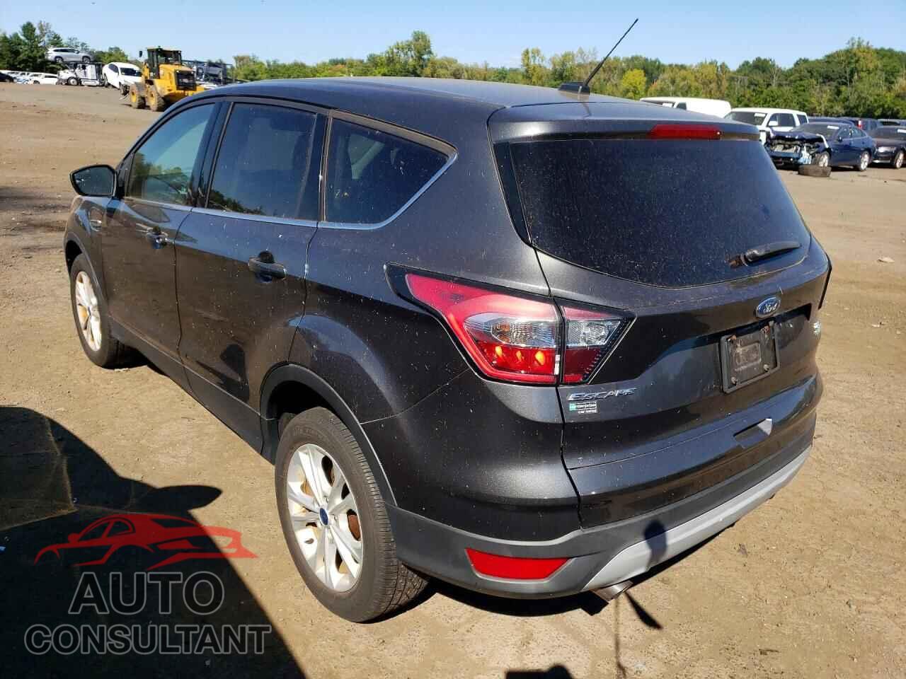 FORD ESCAPE 2017 - 1FMCU9G99HUD29645
