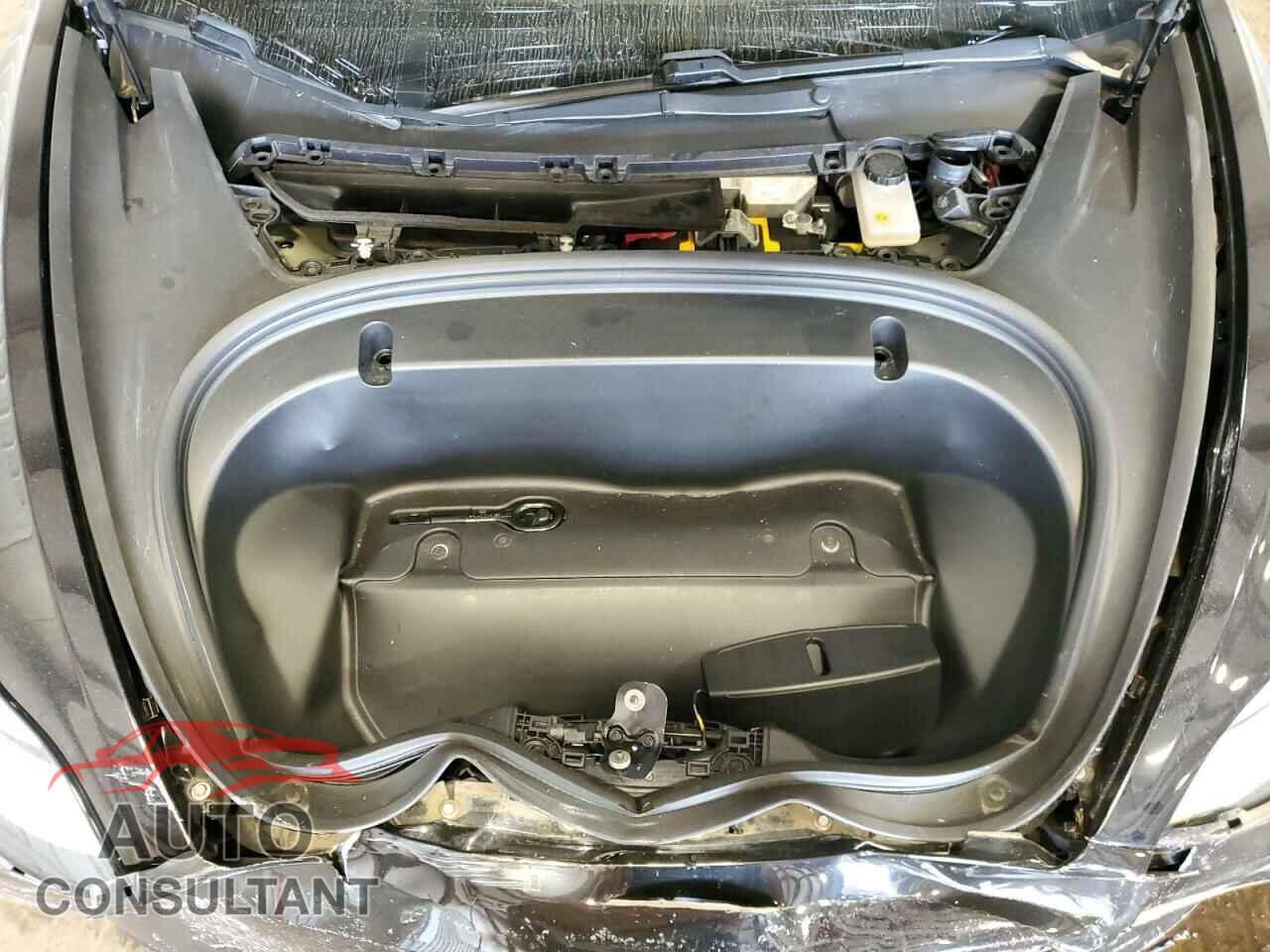 TESLA MODEL 3 2020 - 5YJ3E1EAXLF643726