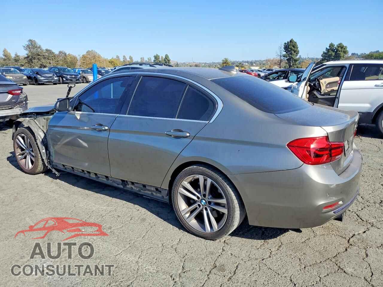 BMW 3 SERIES 2016 - WBA8B3G59GNT62368