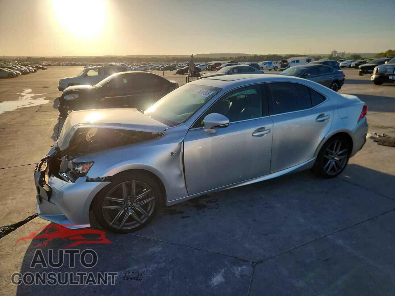 LEXUS IS 2015 - JTHBF1D26F5059136