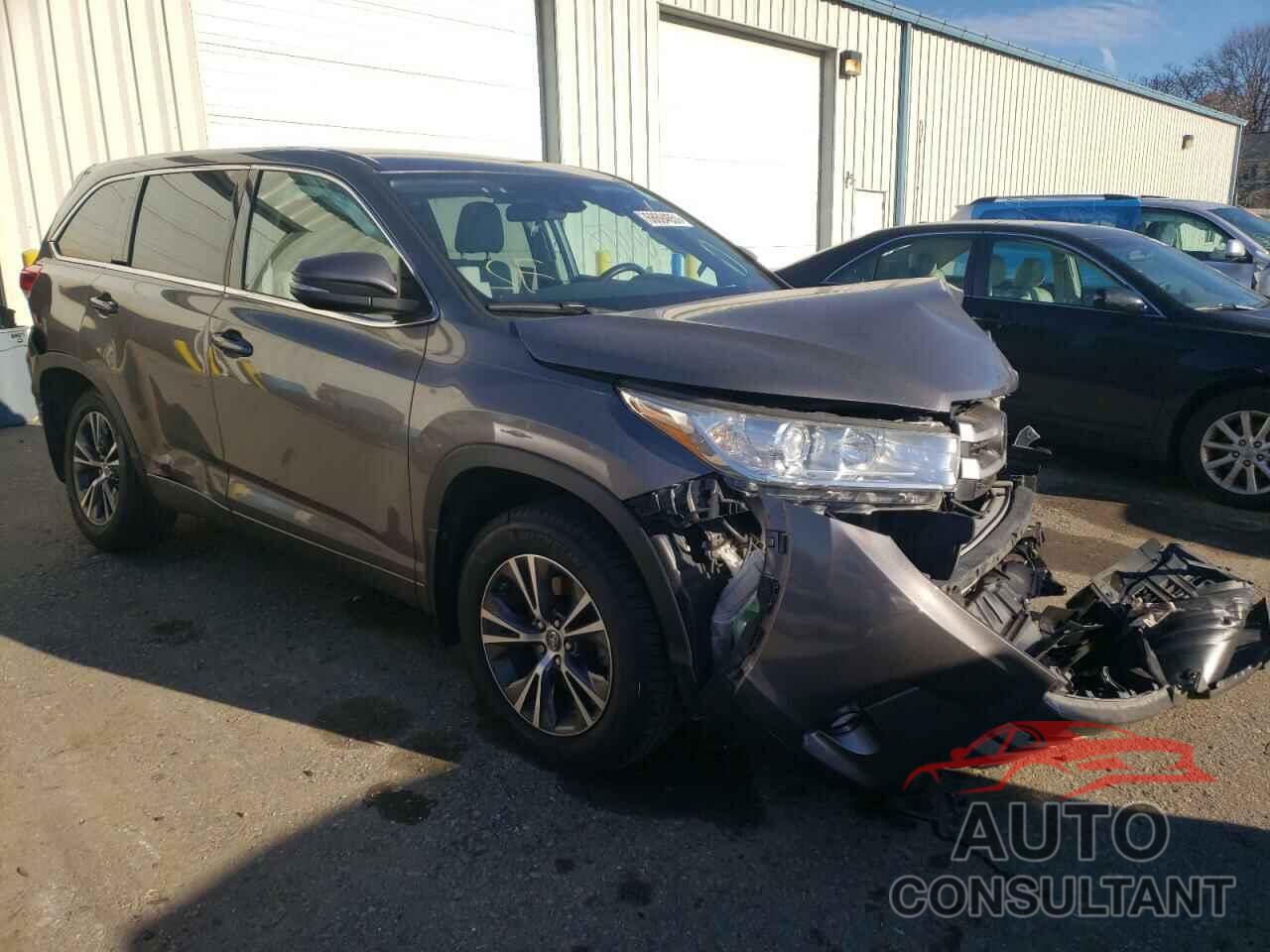 TOYOTA HIGHLANDER 2018 - 5TDBZRFH4JS801738