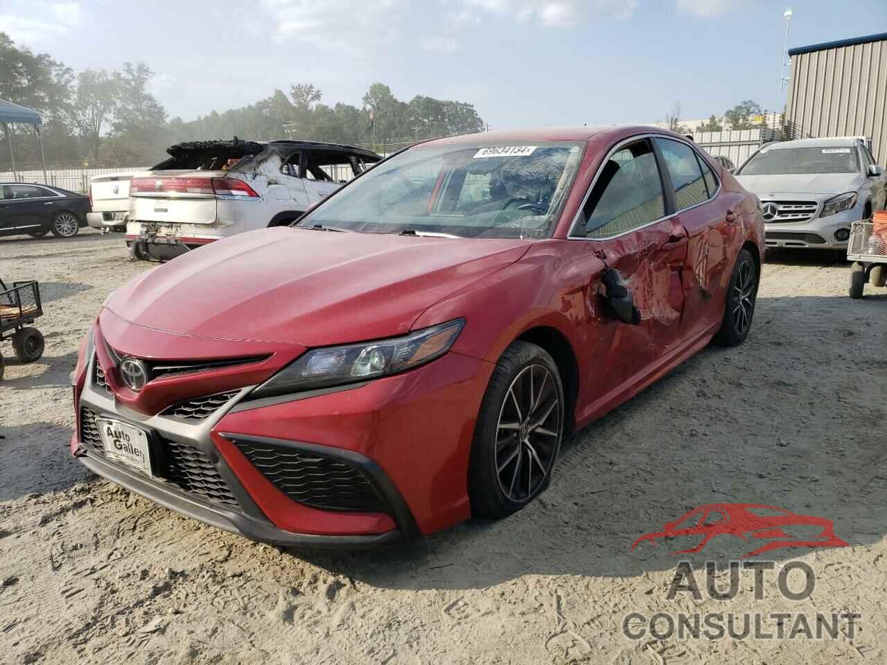 TOYOTA CAMRY 2021 - 4T1G11AK9MU452511