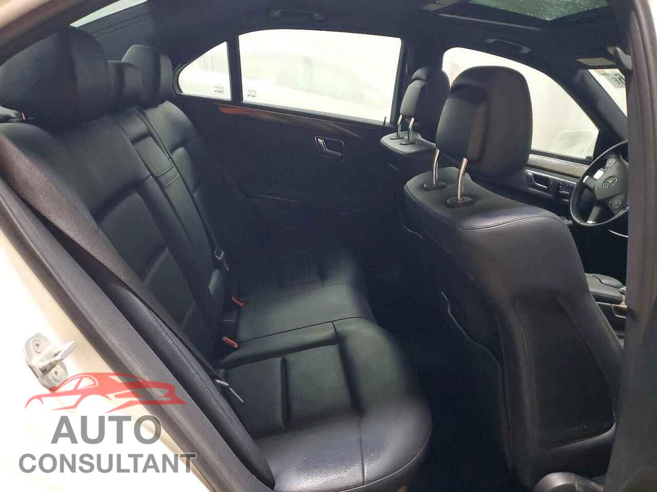 MERCEDES-BENZ E-CLASS 2010 - WDDHF8HB2AA156757