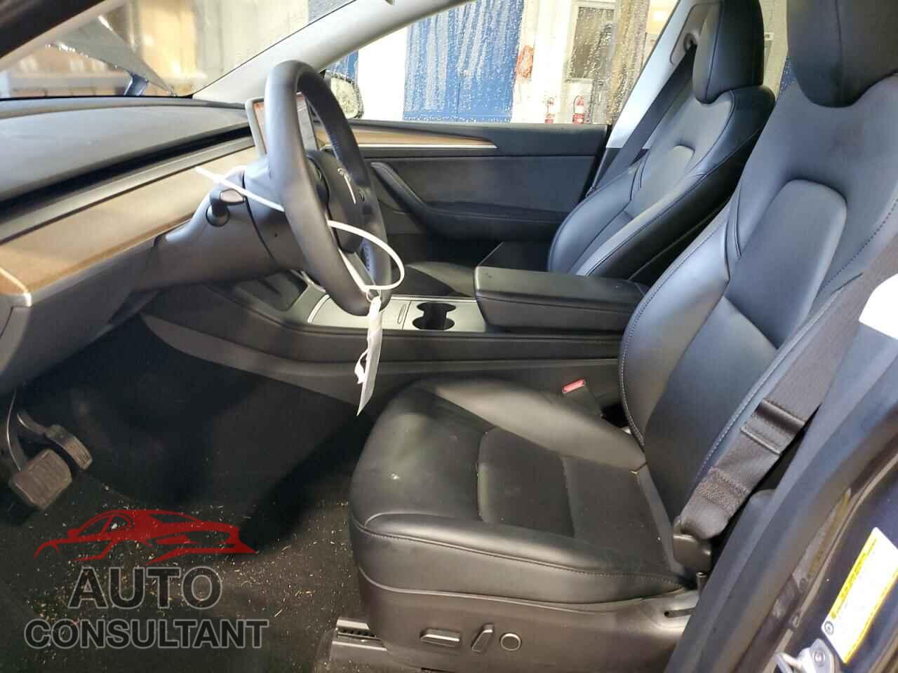 TESLA MODEL Y 2023 - 7SAYGDEE5PF691194