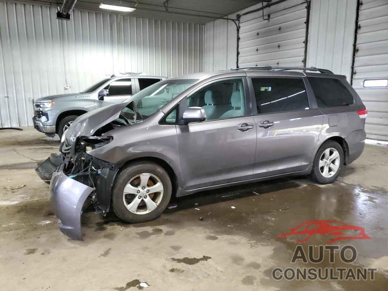 TOYOTA All Models 2011 - 5TDKK3DC4BS095896