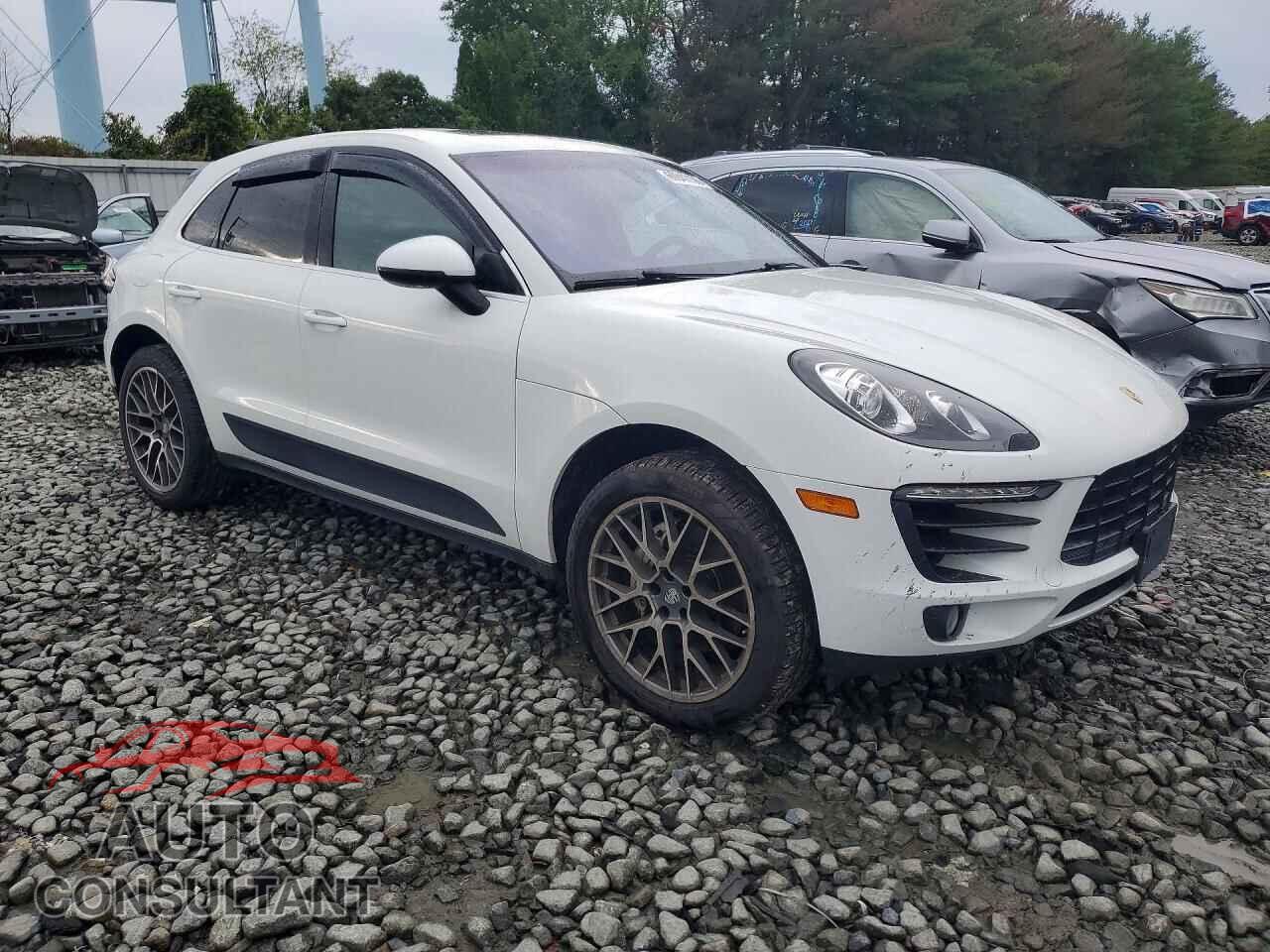 PORSCHE MACAN 2015 - WP1AB2A57FLB70043