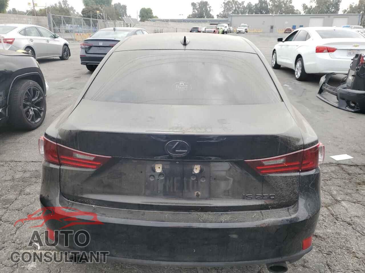 LEXUS IS 2015 - JTHBF1D20F5079611