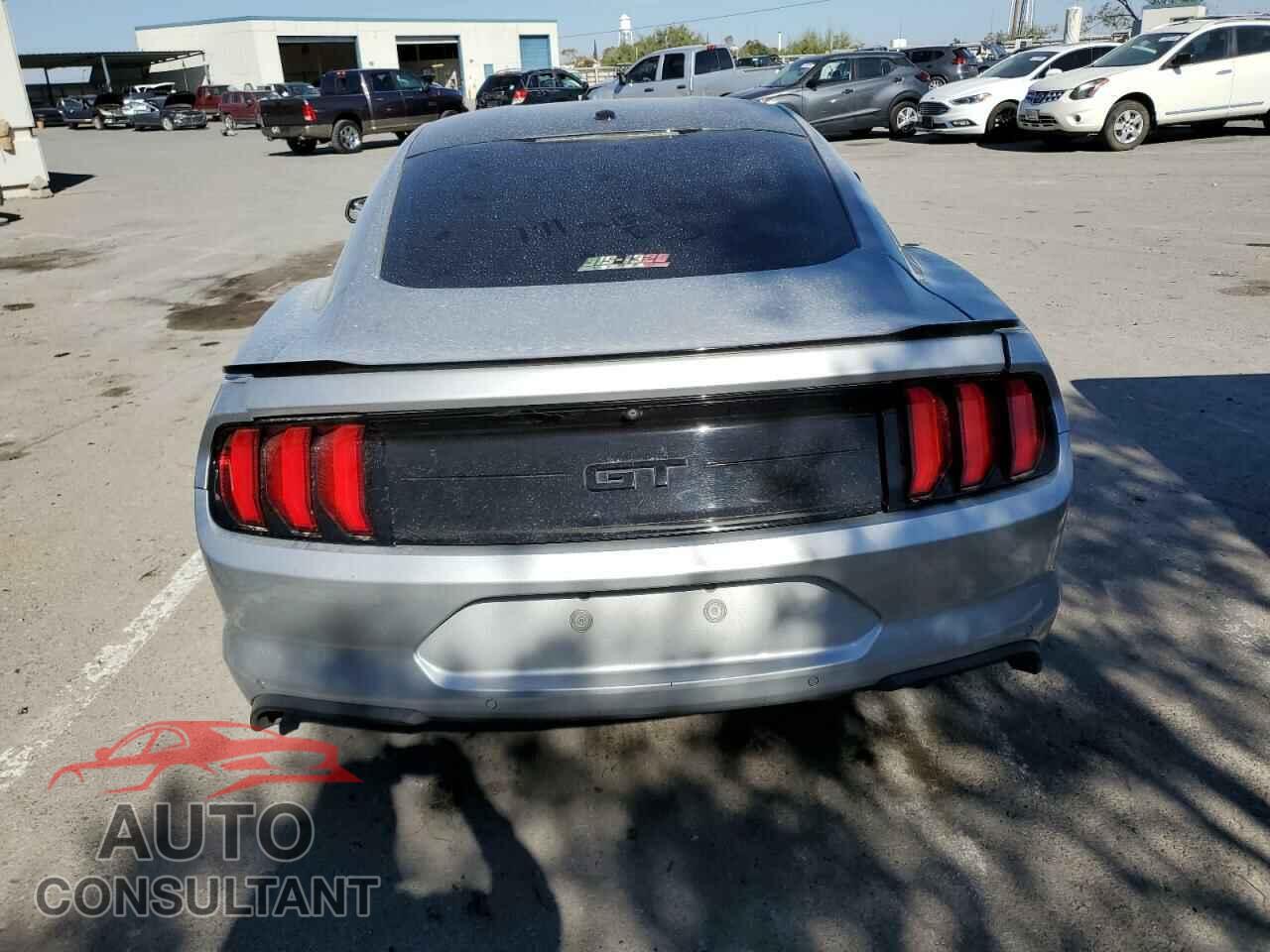 FORD MUSTANG 2018 - 1FA6P8CF4J5163104