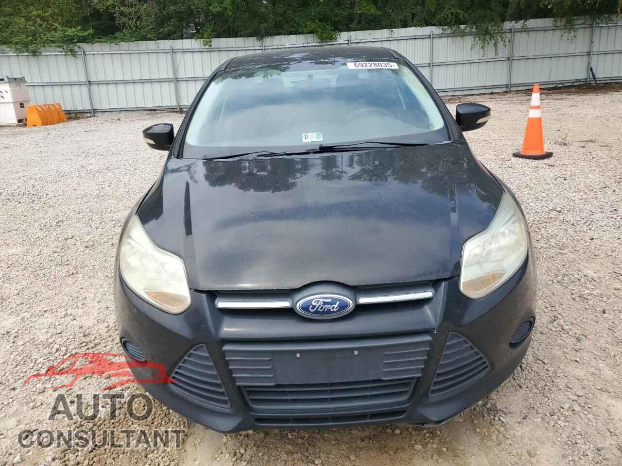 FORD FOCUS 2013 - 1FADP3F28DL288836