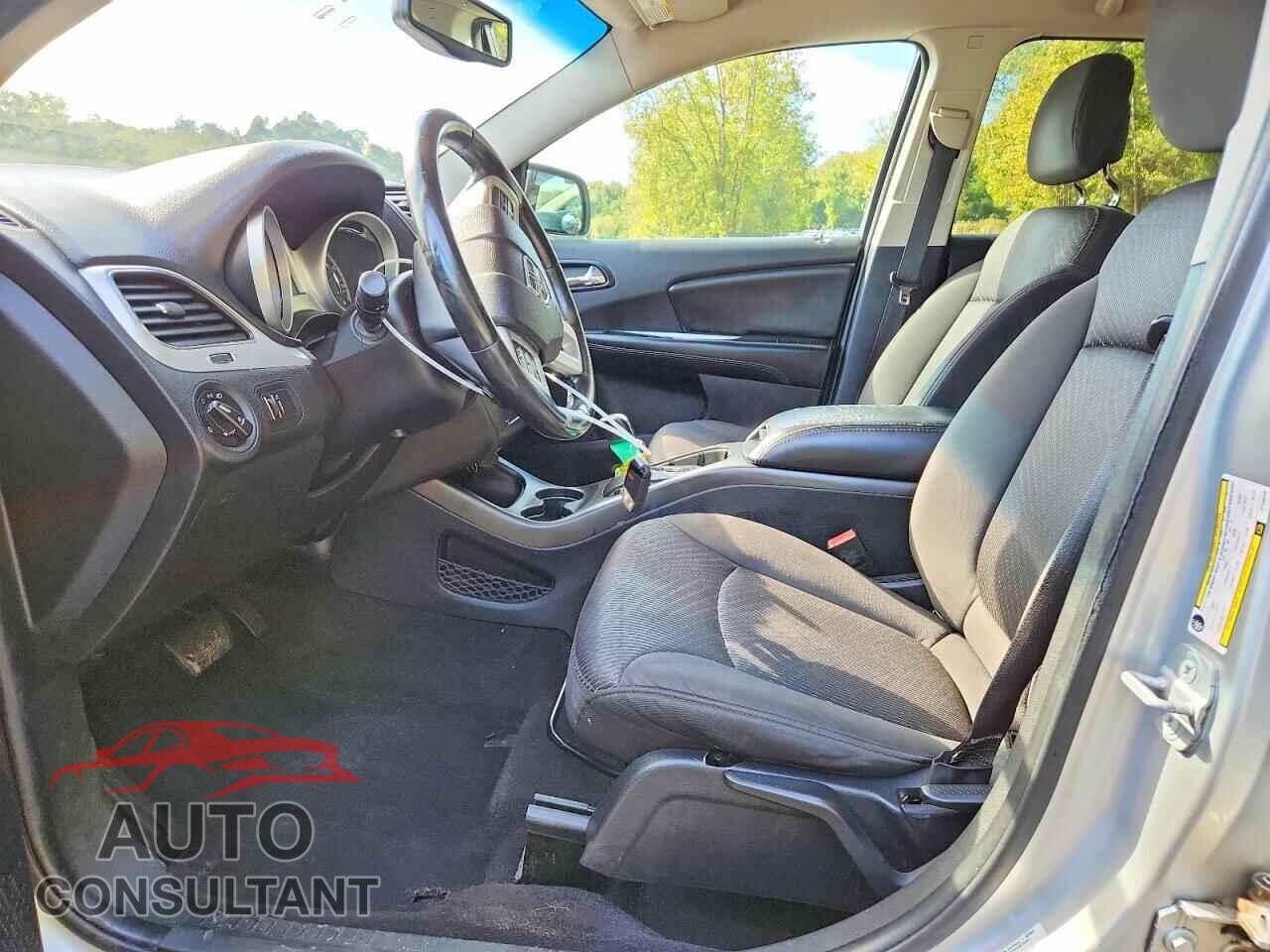 DODGE JOURNEY 2014 - 3C4PDCBB1ET198438
