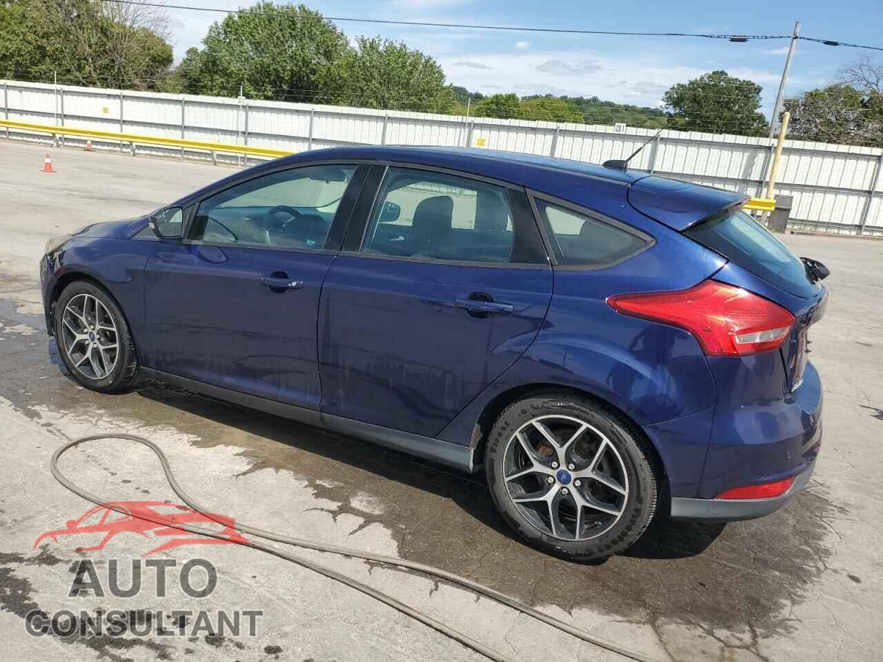FORD FOCUS 2017 - 1FADP3M25HL323910