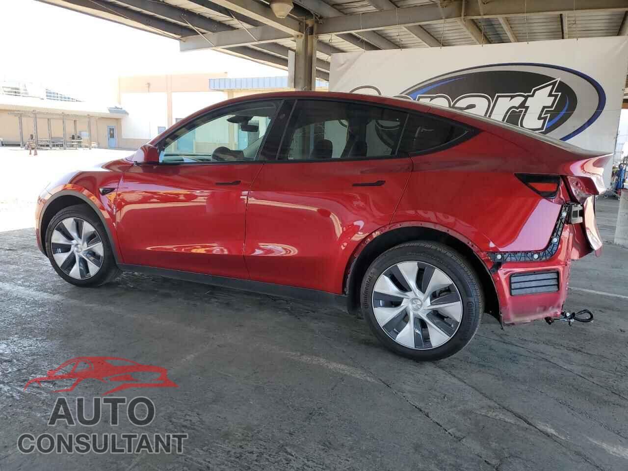 TESLA MODEL Y 2024 - 7SAYGDEE6RF031751