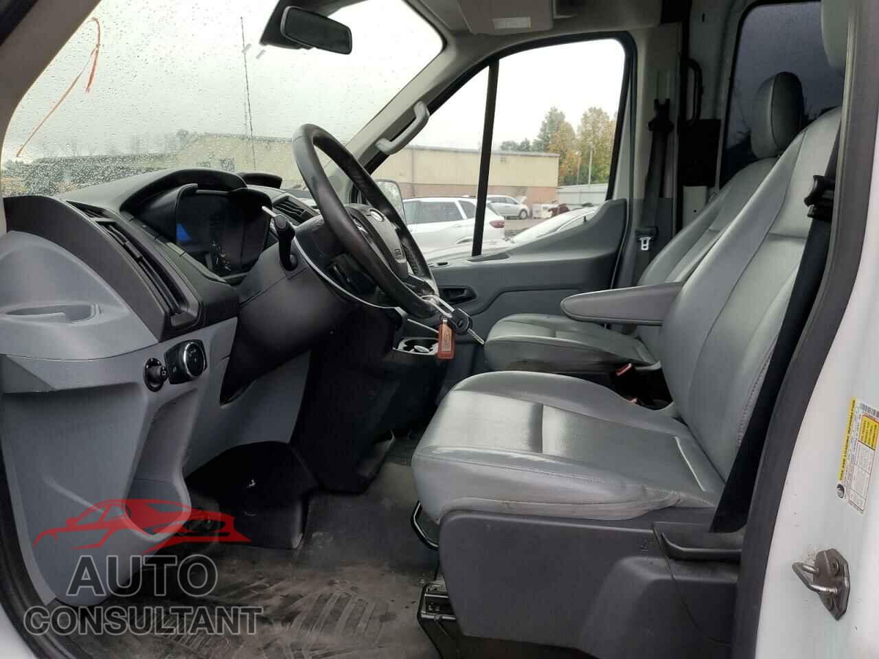 FORD TRANSIT 2017 - 1FTYR2CM6HKA64711