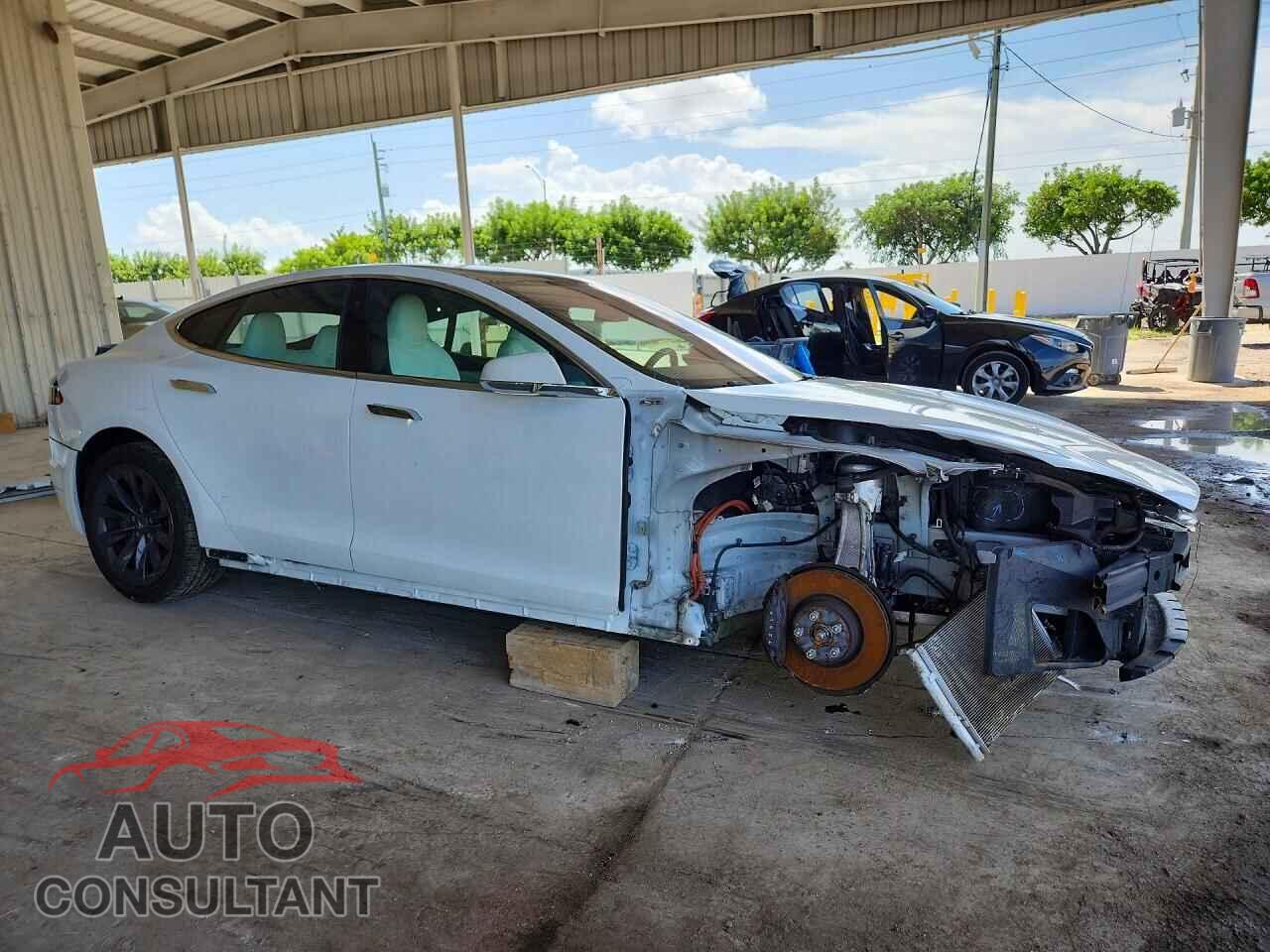 TESLA MODEL S 2020 - 5YJSA1E29LF409299
