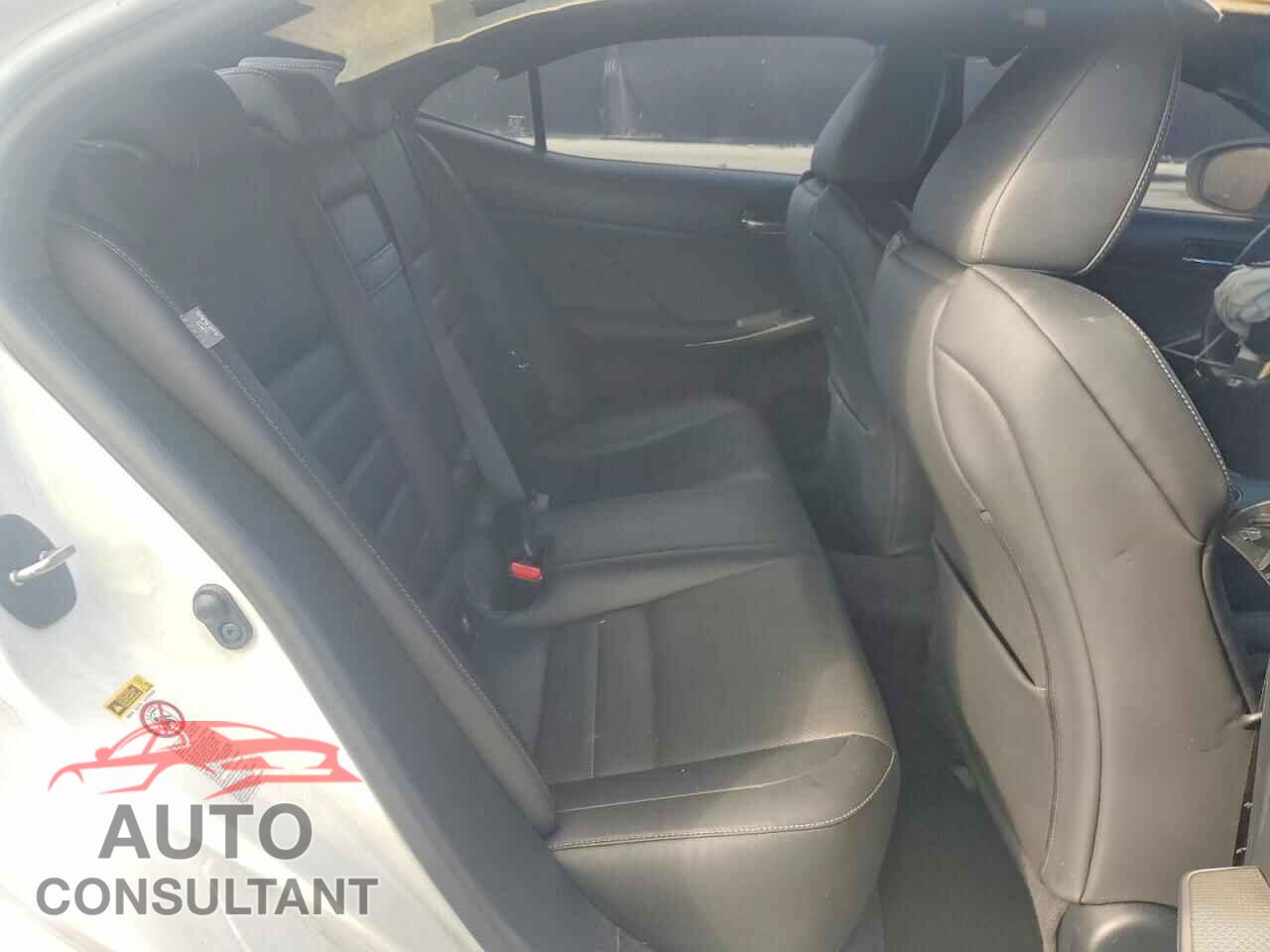 LEXUS IS 2014 - JTHCE1D28E5004158