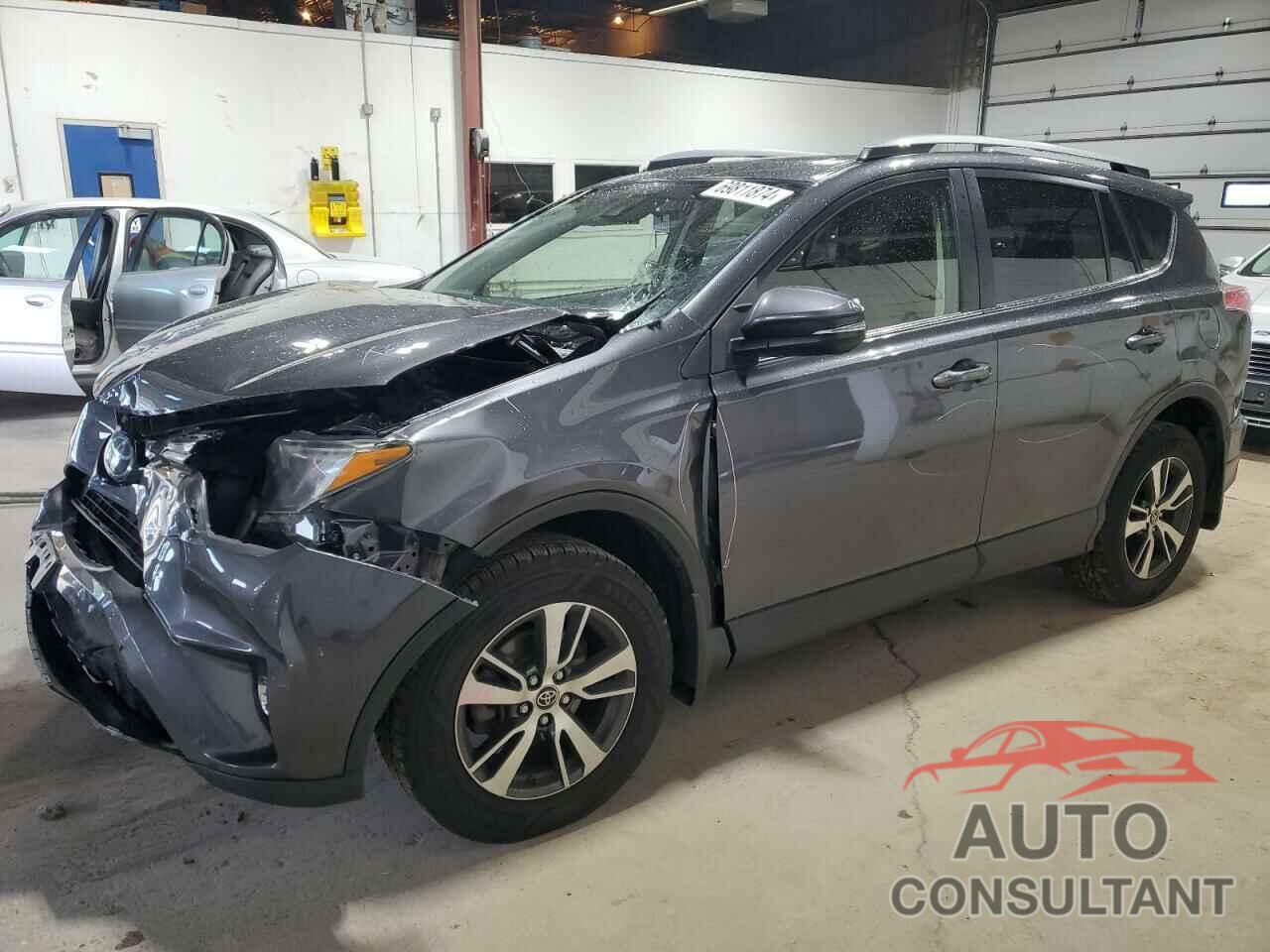 TOYOTA RAV4 2018 - JTMRFREVXJJ735417