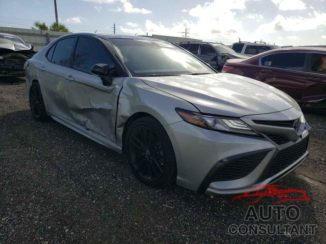 TOYOTA CAMRY 2021 - 4T1K61AK8MU465715