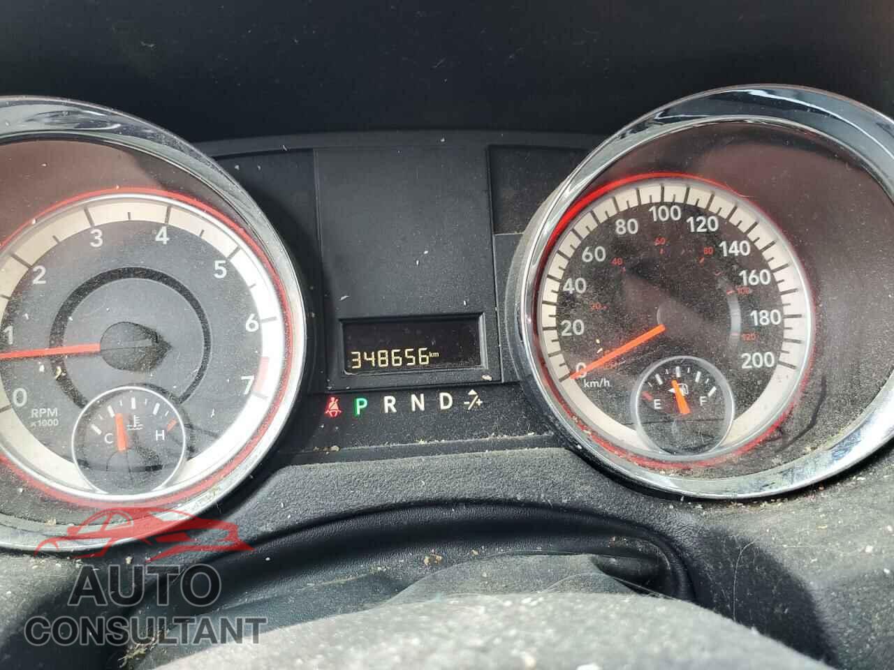 DODGE CARAVAN 2013 - 2C4RDGBG8DR568877