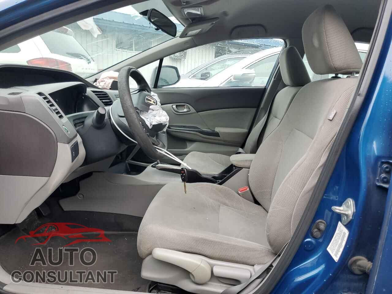 HONDA CIVIC 2012 - 2HGFB2F50CH540520