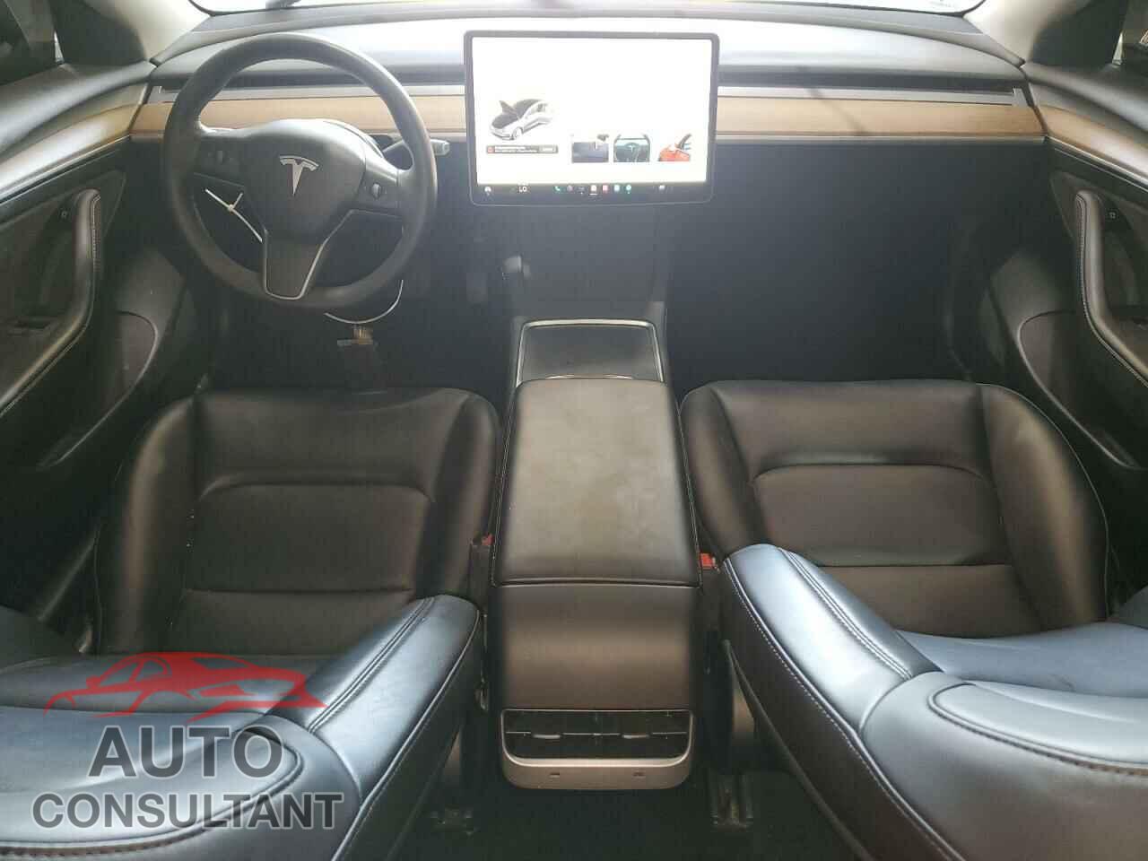 TESLA MODEL 3 2022 - 5YJ3E1EA0NF290710