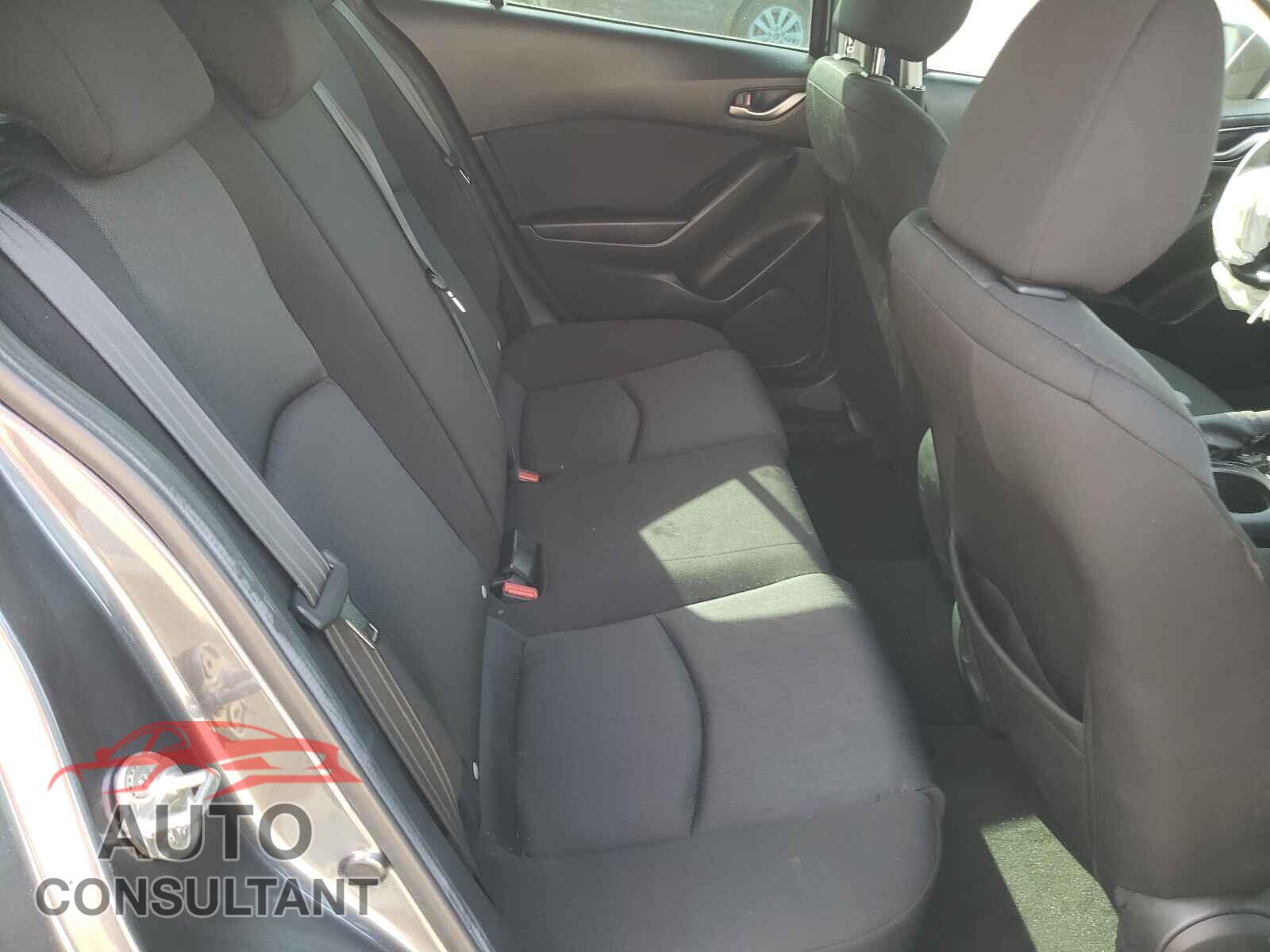 MAZDA 3 2016 - 3MZBM1J75GM307635
