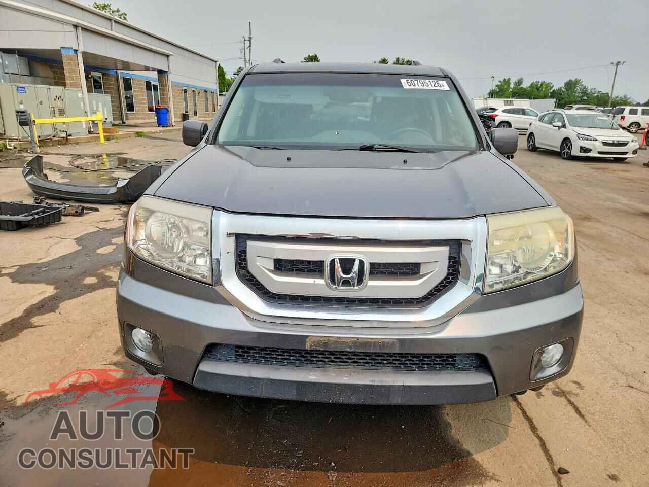 HONDA PILOT 2011 - 5FNYF4H76BB063375