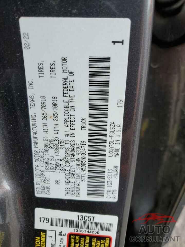 TOYOTA TUNDRA 2022 - 5TFLA5DB5NX014719