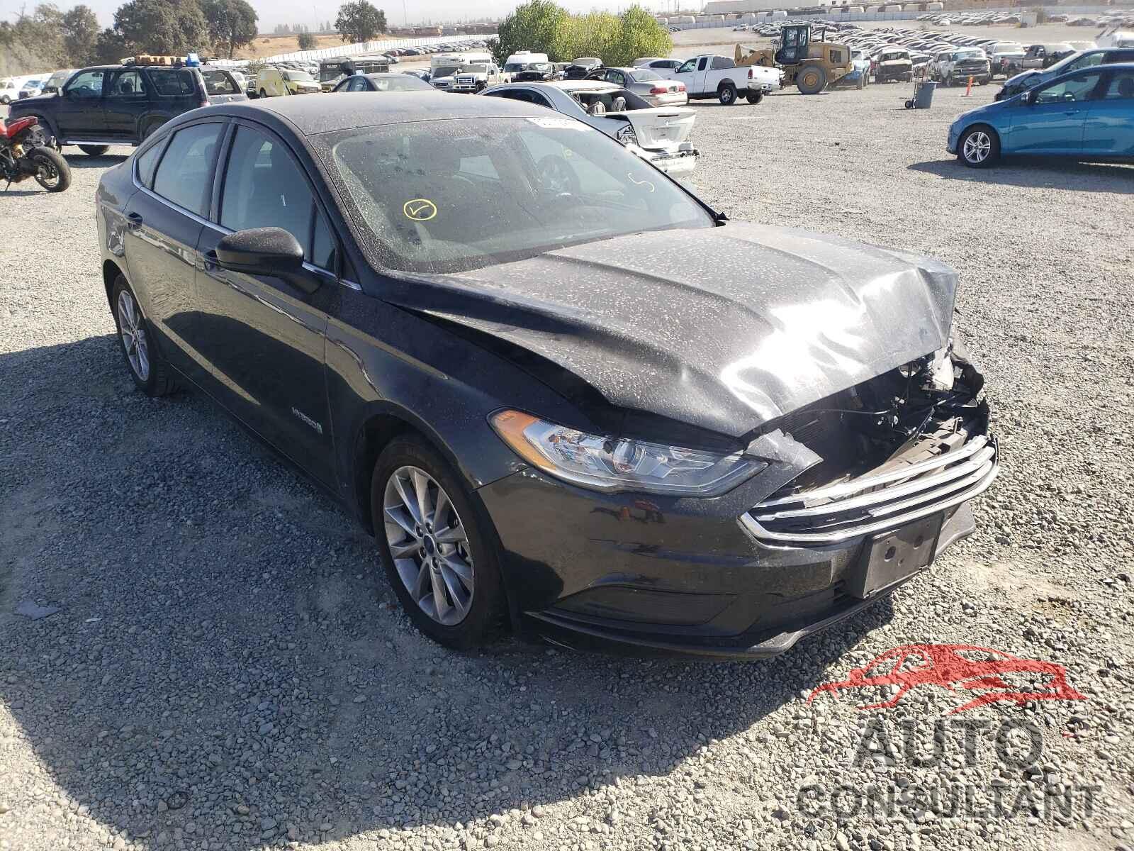 FORD FUSION 2017 - 3FA6P0LU5HR374819