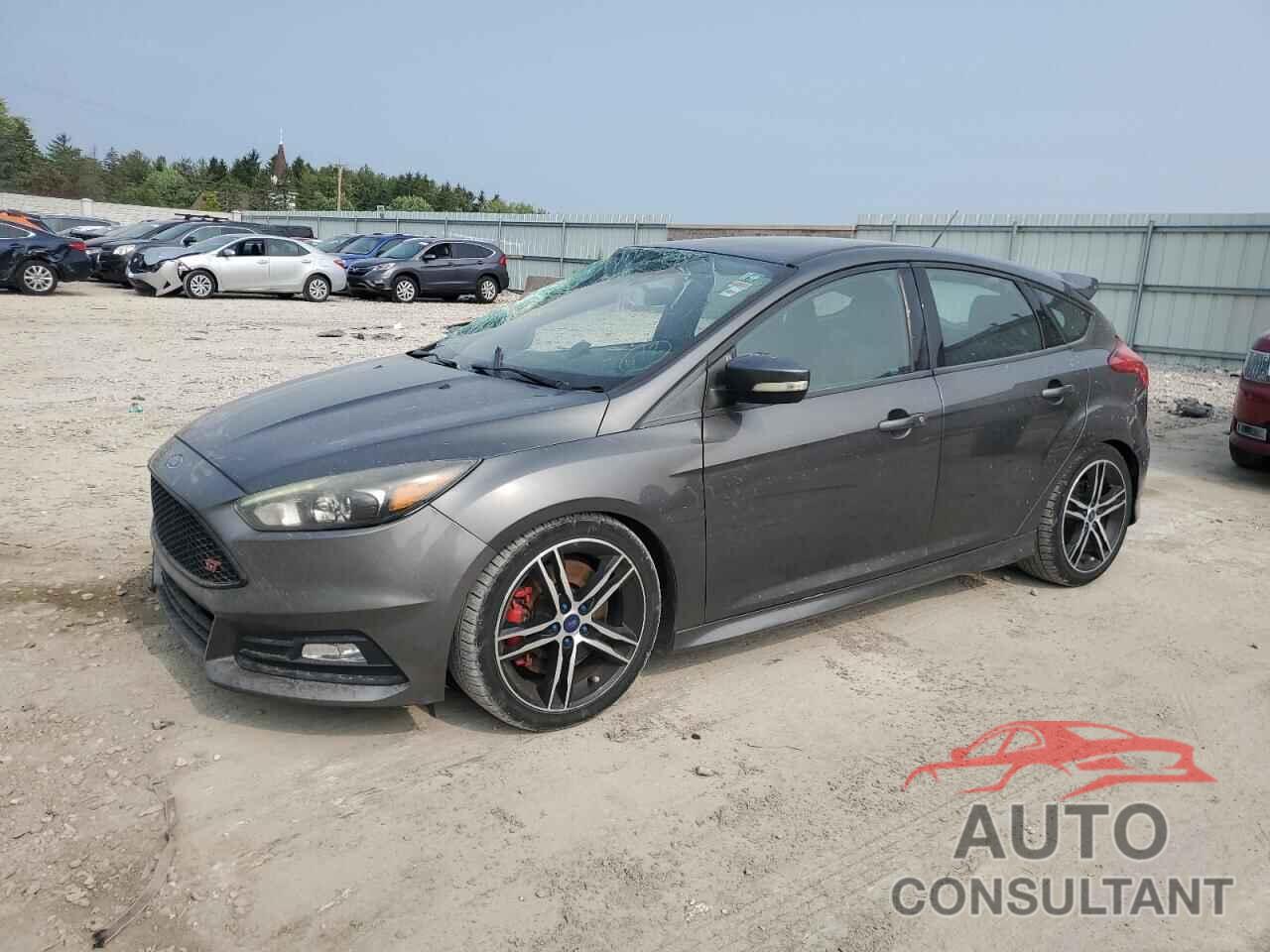 FORD FOCUS 2015 - 1FADP3L95FL385853