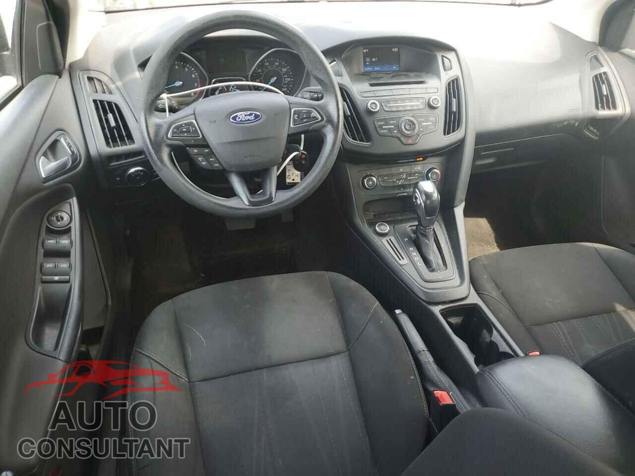 FORD FOCUS 2016 - 1FADP3F22GL233402