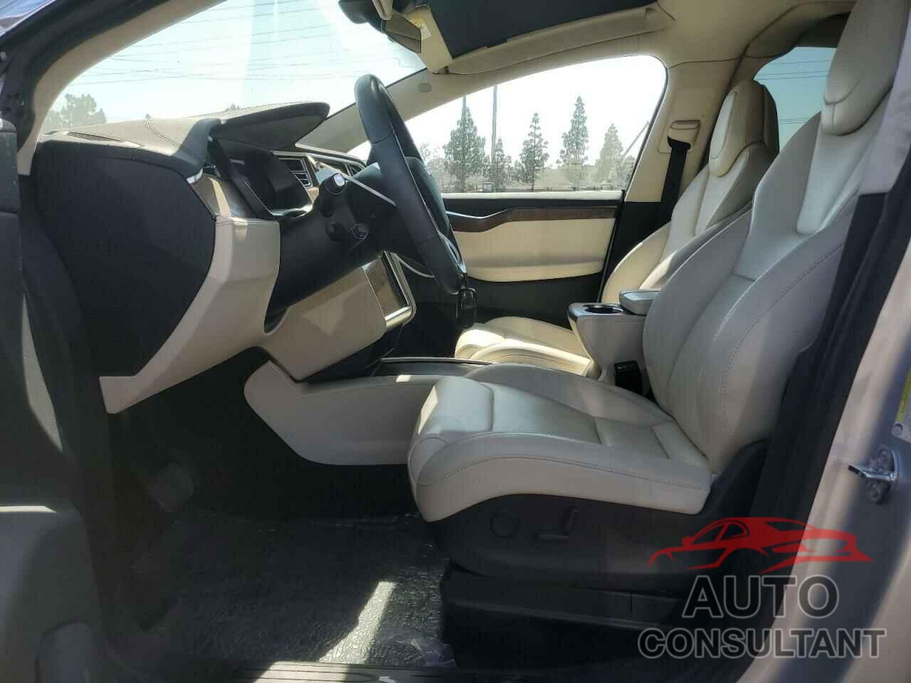 TESLA MODEL X 2018 - 5YJXCAE20JF089058