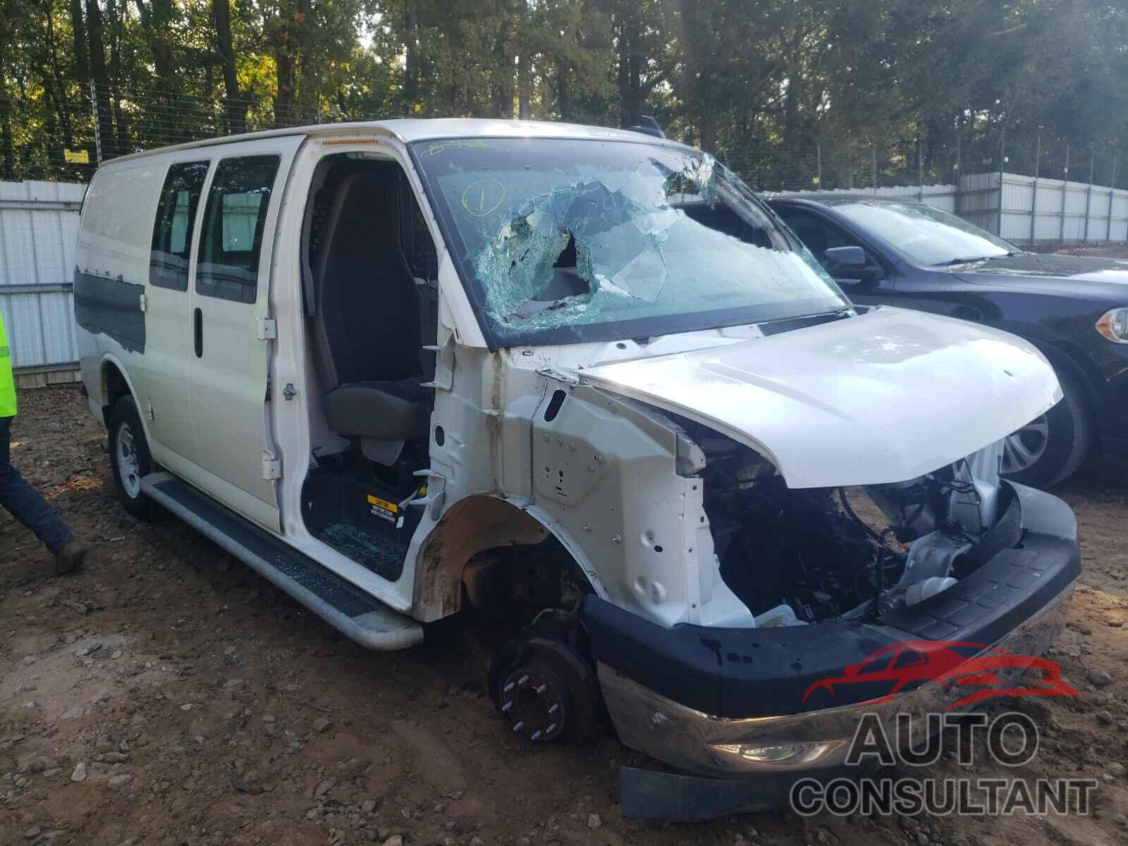 CHEVROLET EXPRESS 2019 - 1GCWGAFG6K1369054