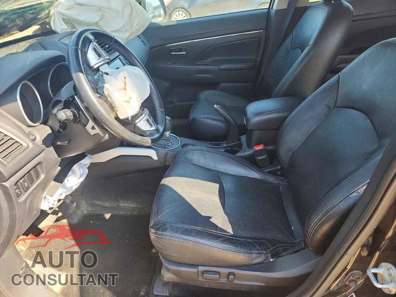 MITSUBISHI OUTLANDER 2013 - 4A4AJ4AU8DE603175