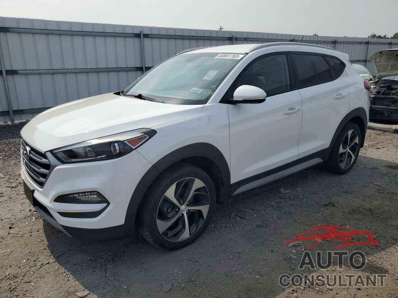 HYUNDAI TUCSON 2017 - KM8J3CA22HU388779